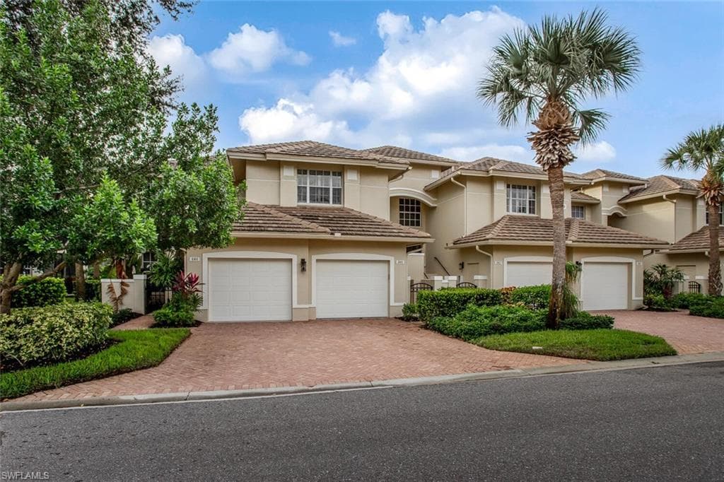 24470 Reserve CT 101 BONITA SPRINGS, FL 34134