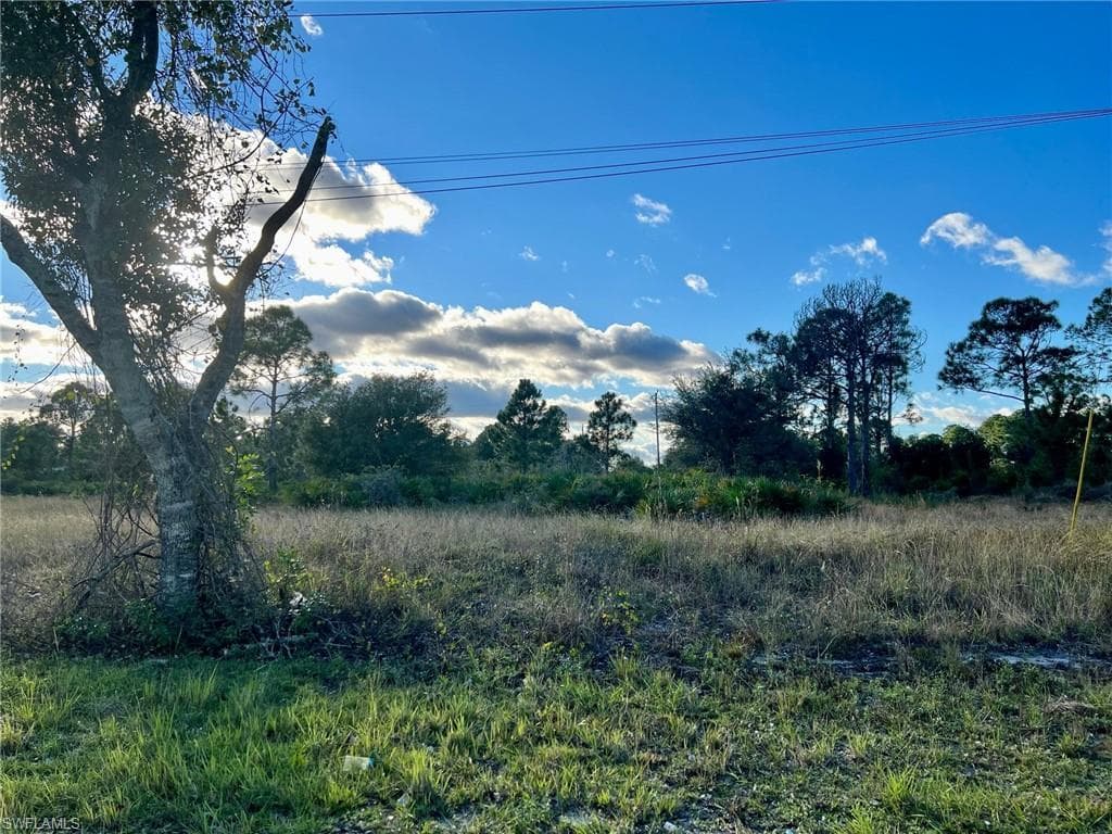 378/380 Bell BLVD S LEHIGH ACRES, FL 33974