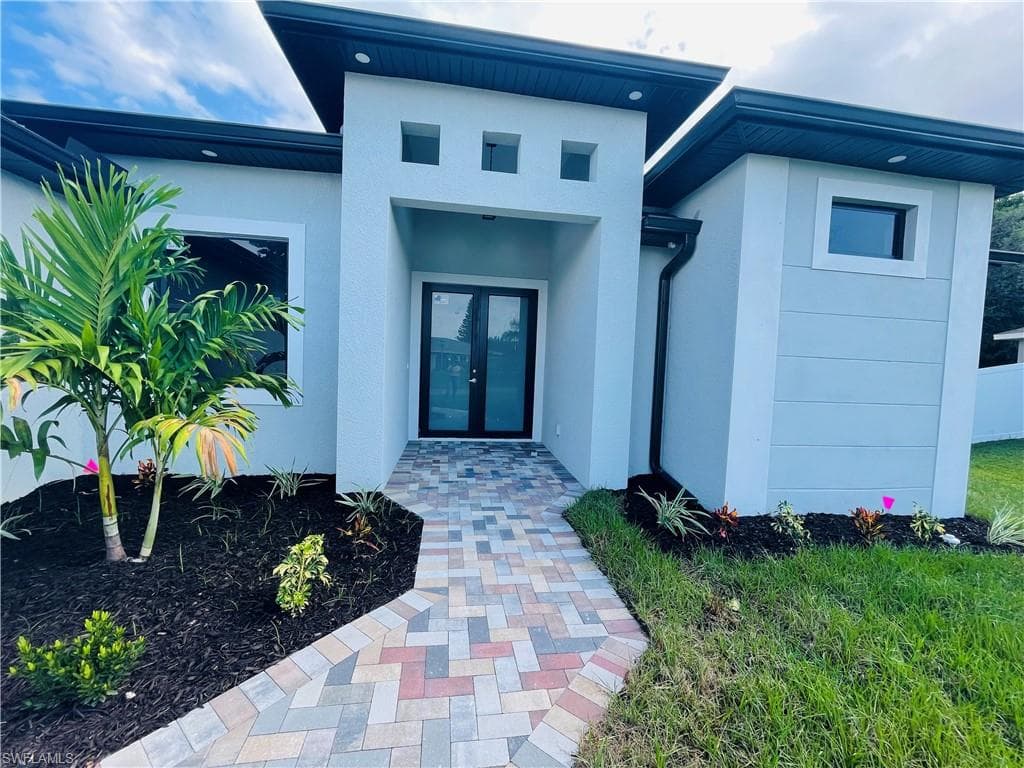 315 NW 13th AVE CAPE CORAL, FL 33993