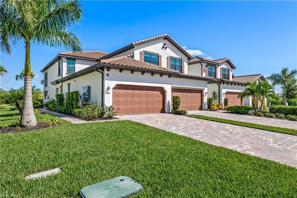 12048 Hawthorn Lake DR 101 FORT MYERS, FL 33913