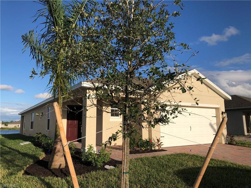 18504 Cronin Sand LN NORTH FORT MYERS, FL 33917