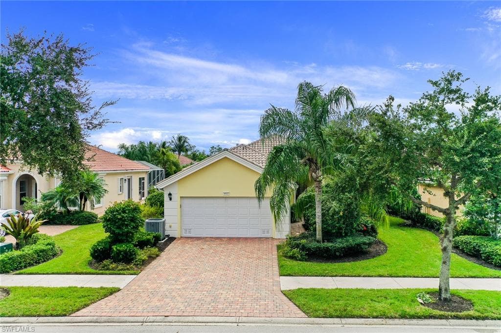 8512 Alessandria CT NAPLES, FL 34114