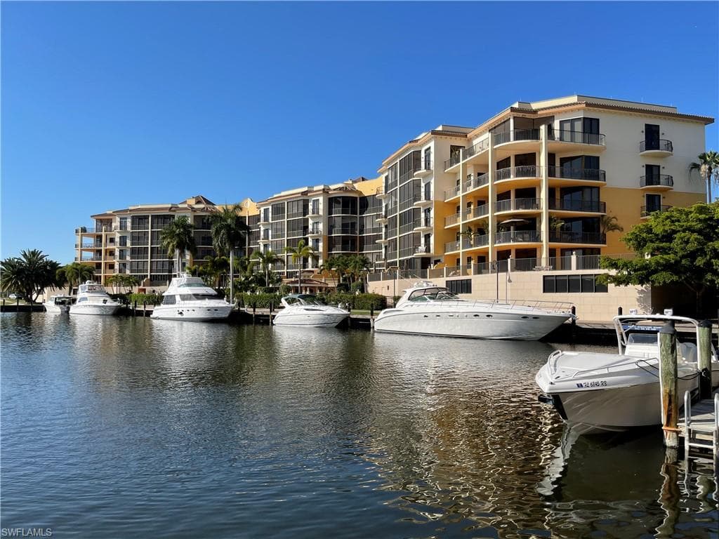 5702 Cape Harbour DR 204 CAPE CORAL, FL 33914