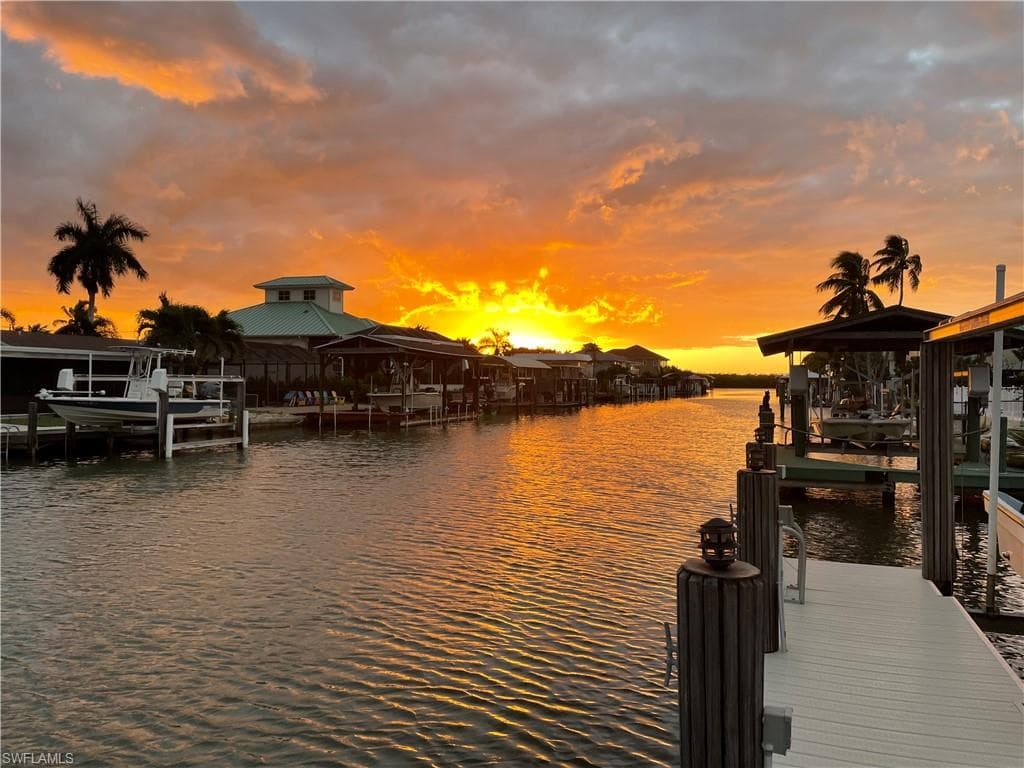 127 San Salvador ST NAPLES, FL 34113