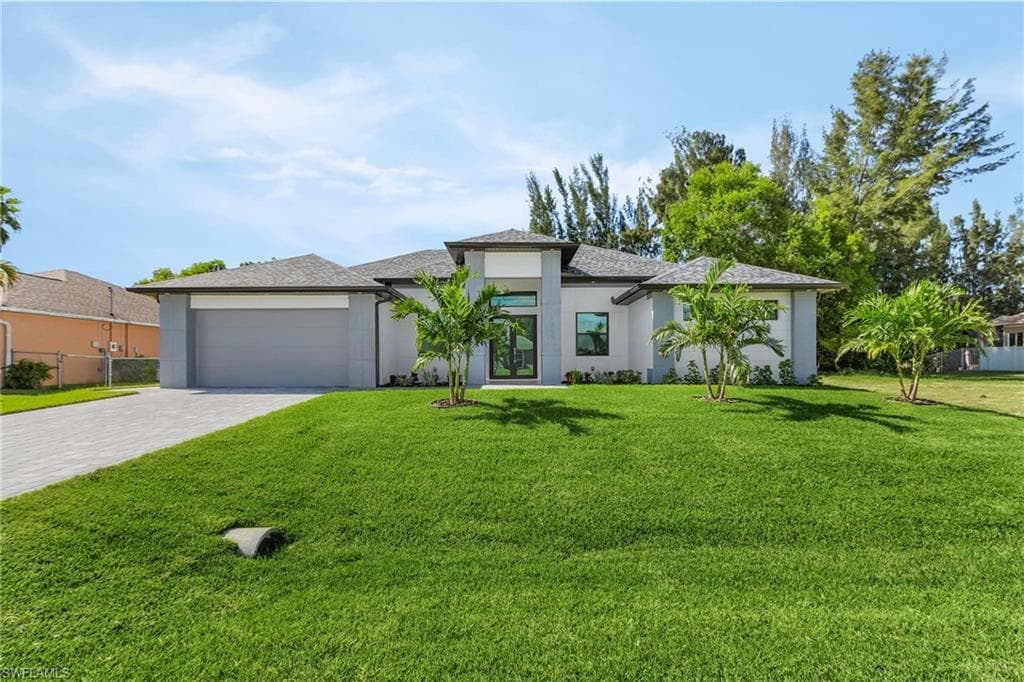1206 SW 8th PL CAPE CORAL, FL 33991