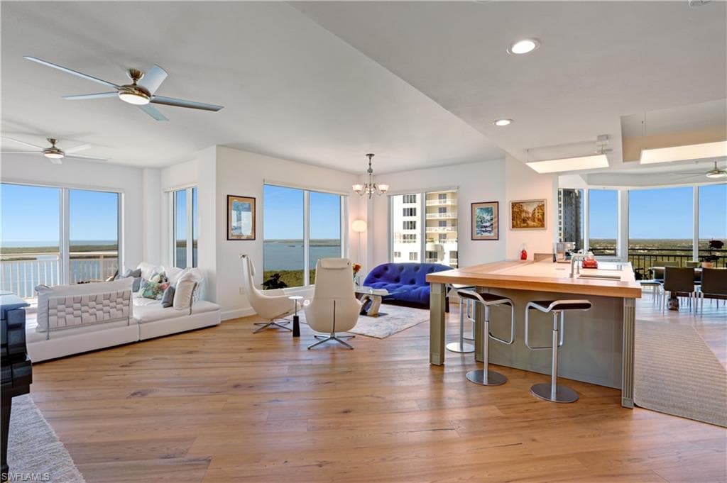 4951 BONITA BAY BLVD 2105 BONITA SPRINGS, FL 34134