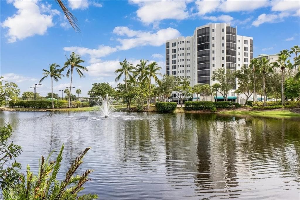 4183 Bay Beach LN 361 FORT MYERS BEACH, FL 33931