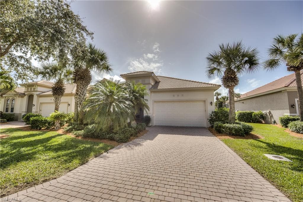16405 Crown Arbor WAY FORT MYERS, FL 33908
