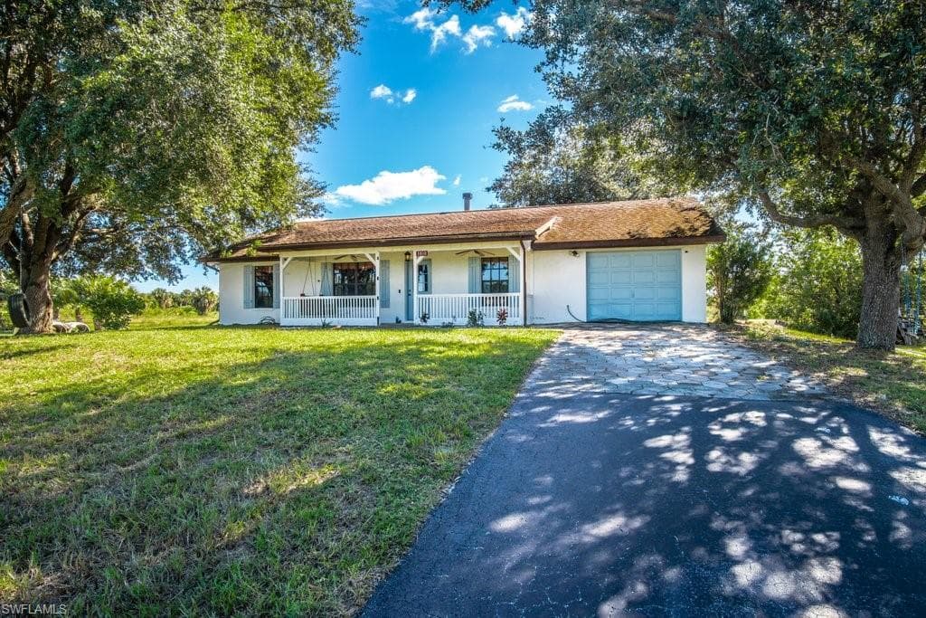 3810 24th AVE NE NAPLES, FL 34120