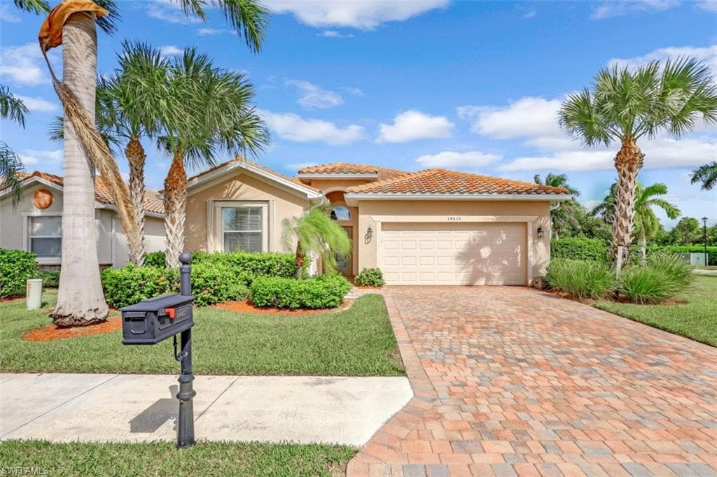 14615 Fern Lake CT NAPLES, FL 34114