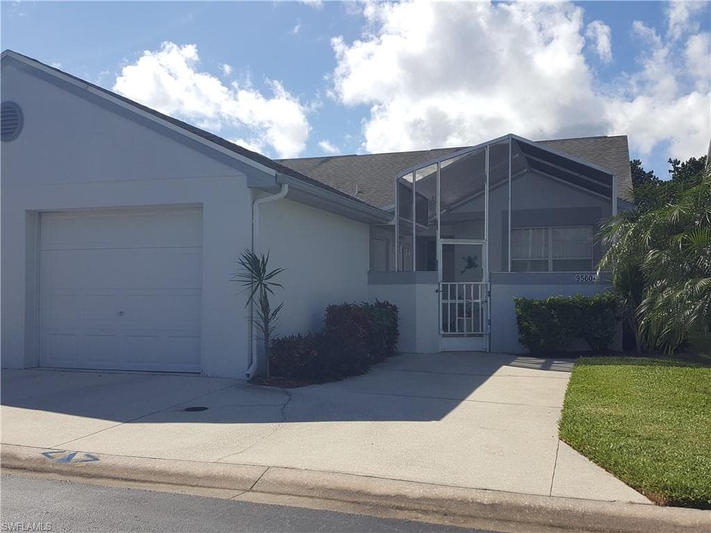 9560 Windsor Club CIR 4 FORT MYERS, FL 33905