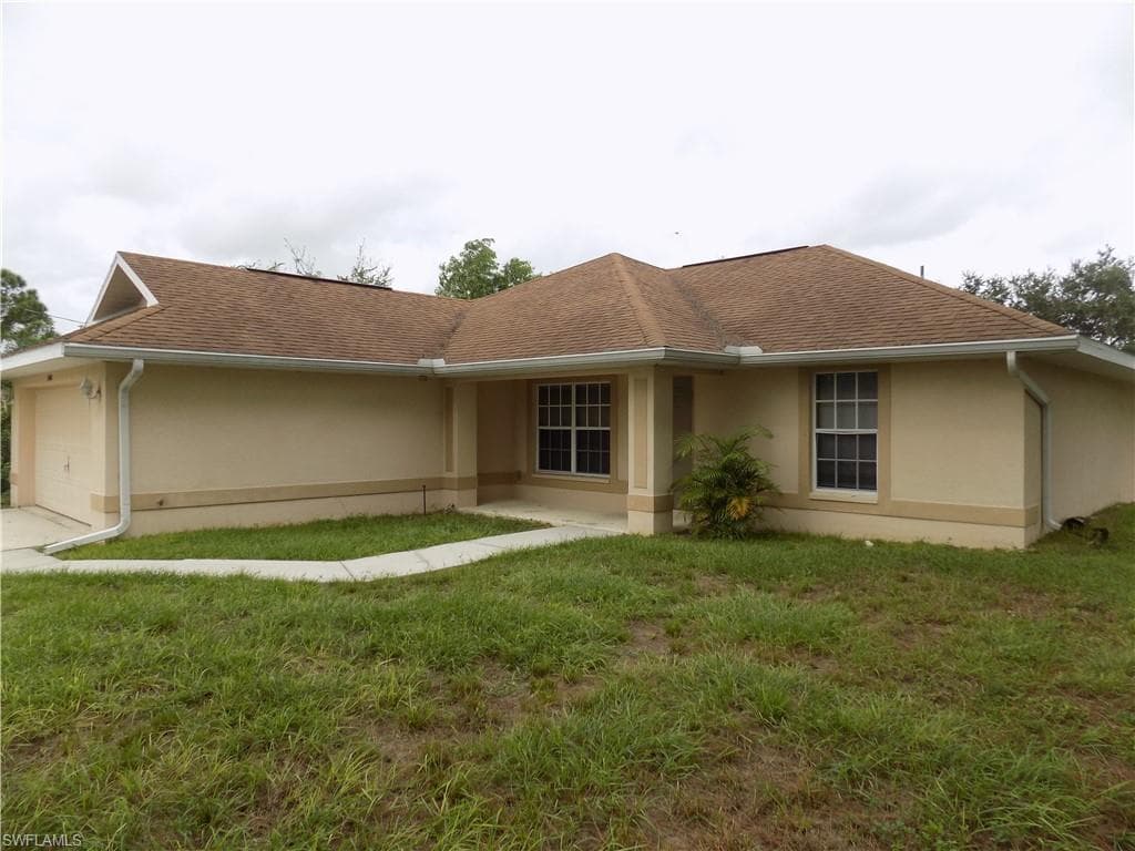 3400 26th ST W LEHIGH ACRES, FL 33971