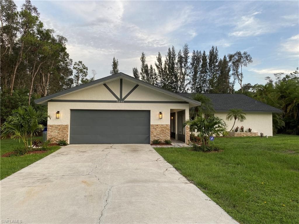 6840 Briarcliff RD FORT MYERS, FL 33912