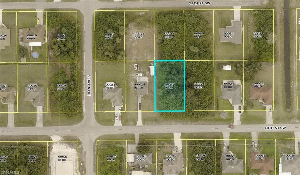 2914 40th ST SW LEHIGH ACRES, FL 33976