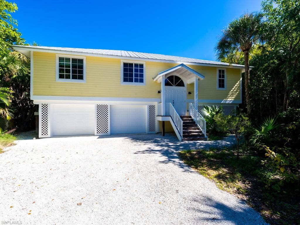4077 Coquina DR SANIBEL, FL 33957