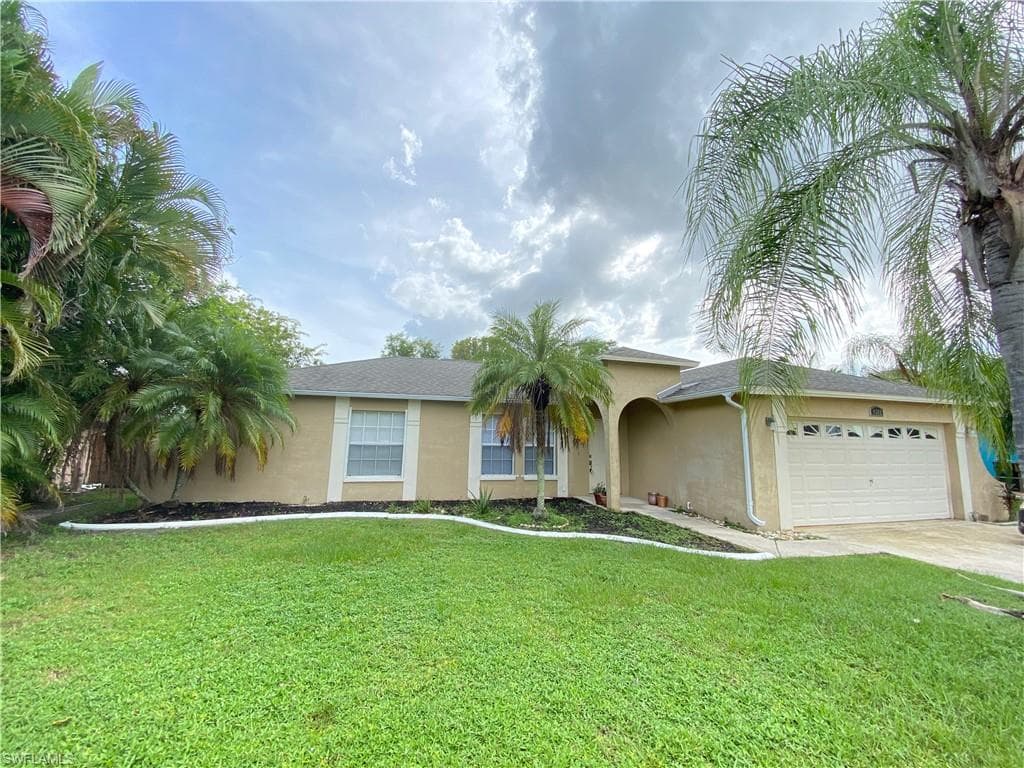 1302 SW 14th ST CAPE CORAL, FL 33991