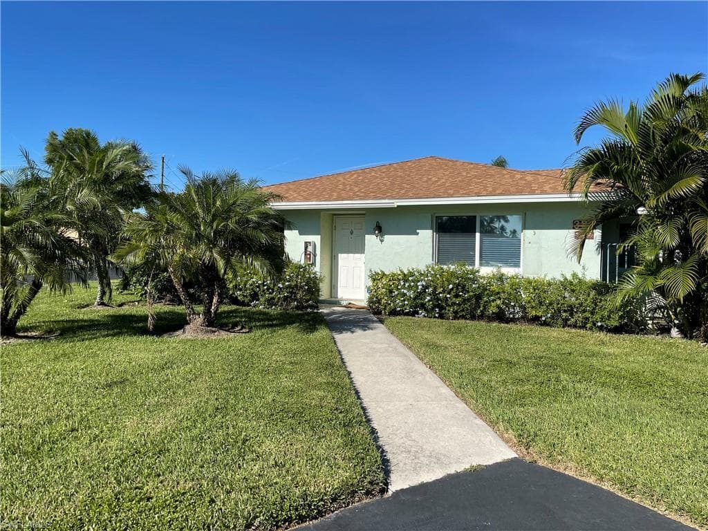 385 Palm DR 3 NAPLES, FL 34112