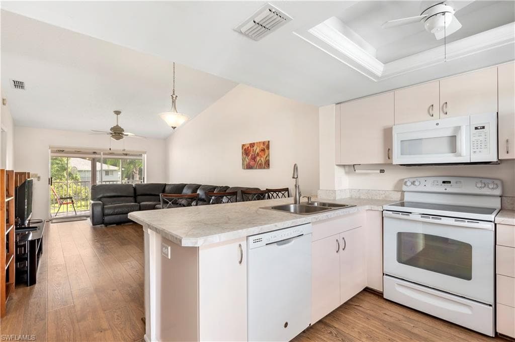 8160 Summerlin Village CIR 507 FORT MYERS, FL 33919