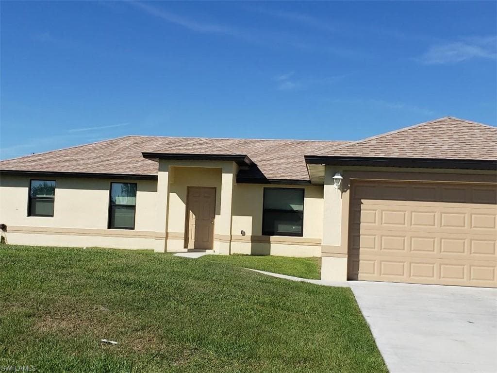 2712 57th ST W LEHIGH ACRES, FL 33971