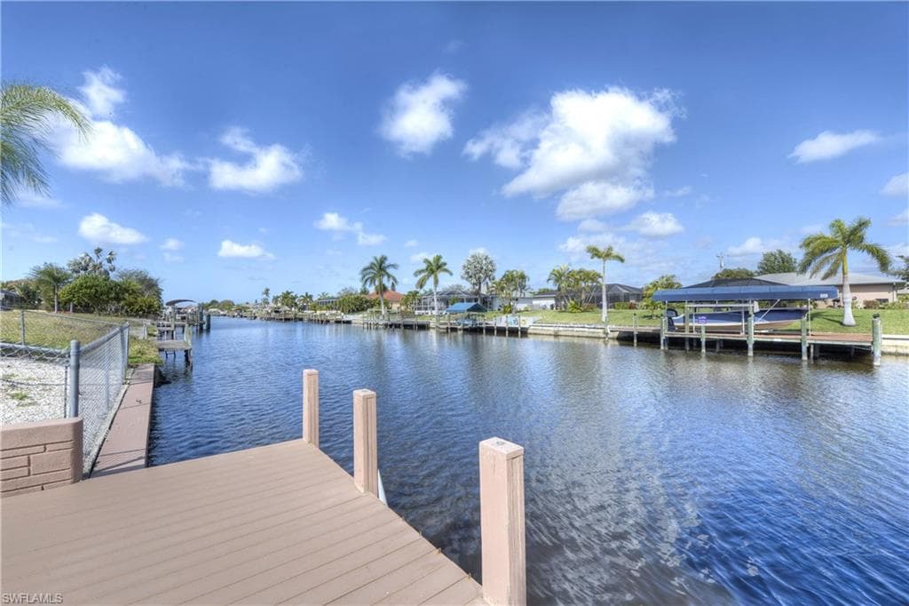 1327 SE 17th ST CAPE CORAL, FL 33990