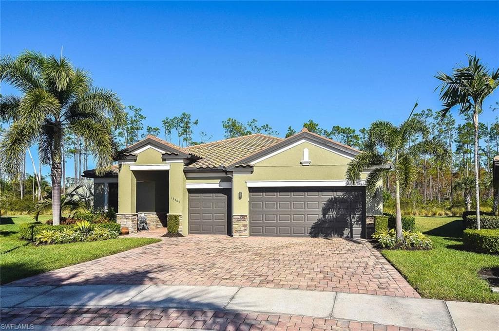 13505 Tripoli CT ESTERO, FL 33928