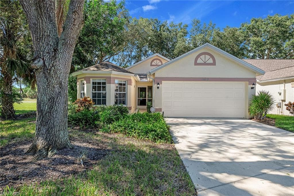25590 Fairway Dunes CT BONITA SPRINGS, FL 34135