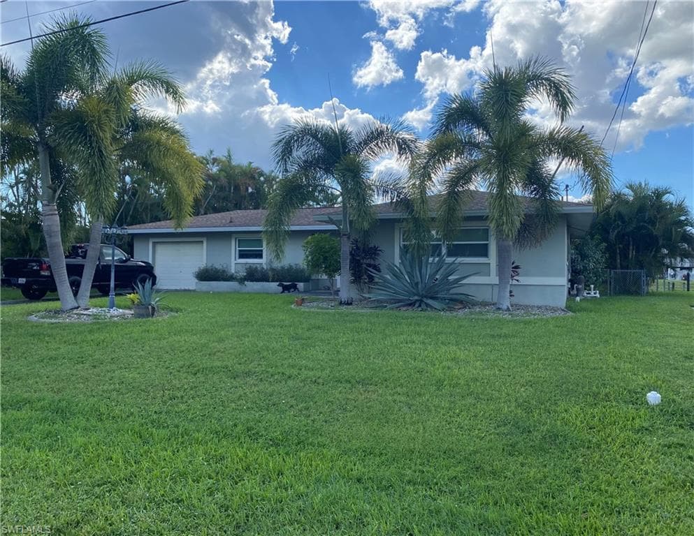 5118 York CT CAPE CORAL, FL 33904