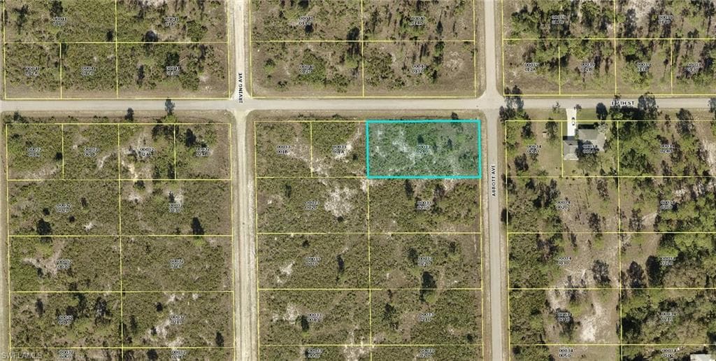 623 Abbott AVE LEHIGH ACRES, FL 33972
