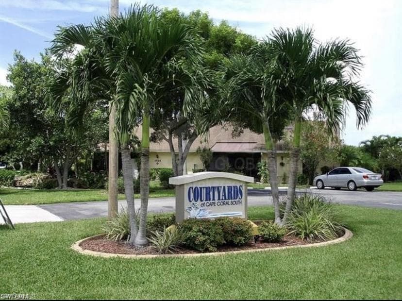 5113 SW 15th PL 215 CAPE CORAL, FL 33914
