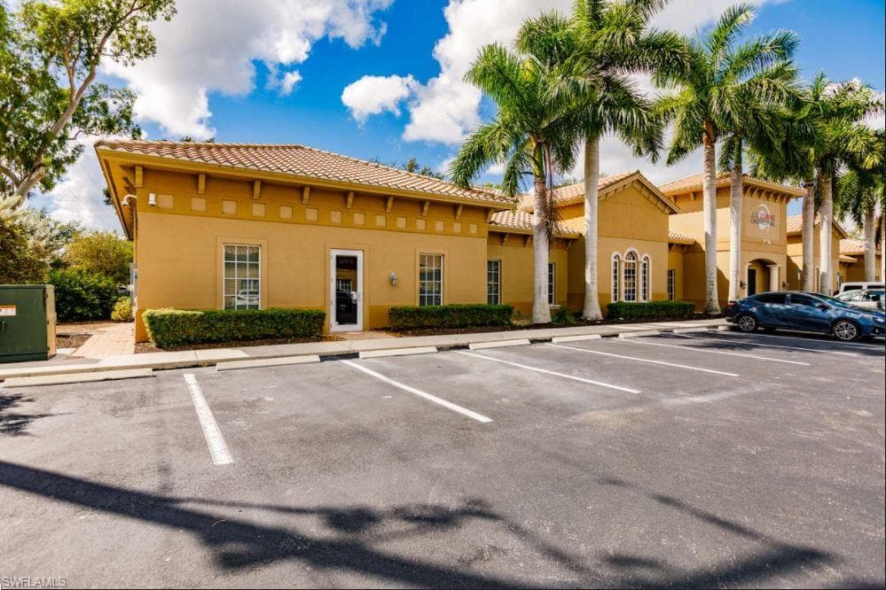 9351 Corkscrew RD ESTERO, FL 33928