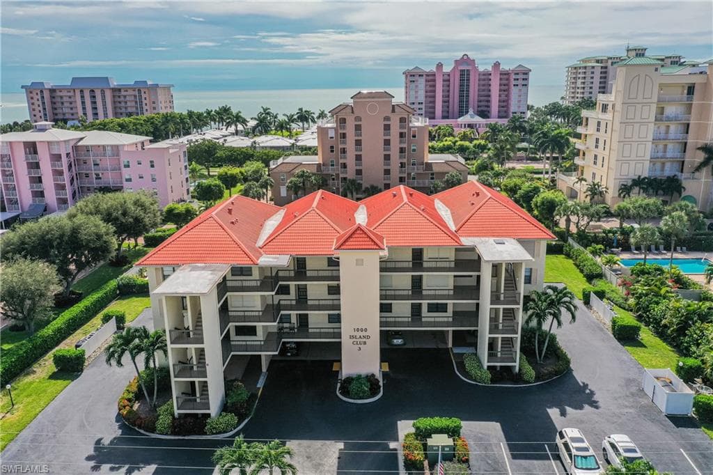 1000 Swallow AVE 4 MARCO ISLAND, FL 34145