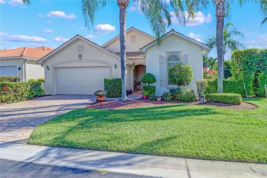 1010 Jardin DR NAPLES, FL 34104