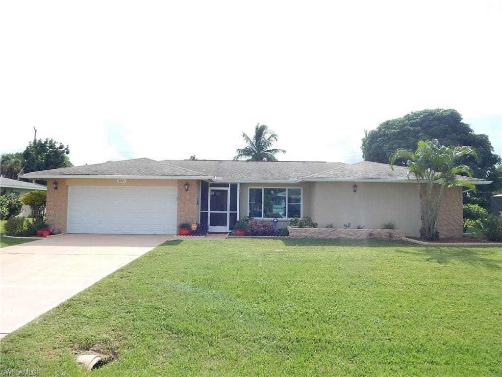 128 45th ST CAPE CORAL, FL 33904