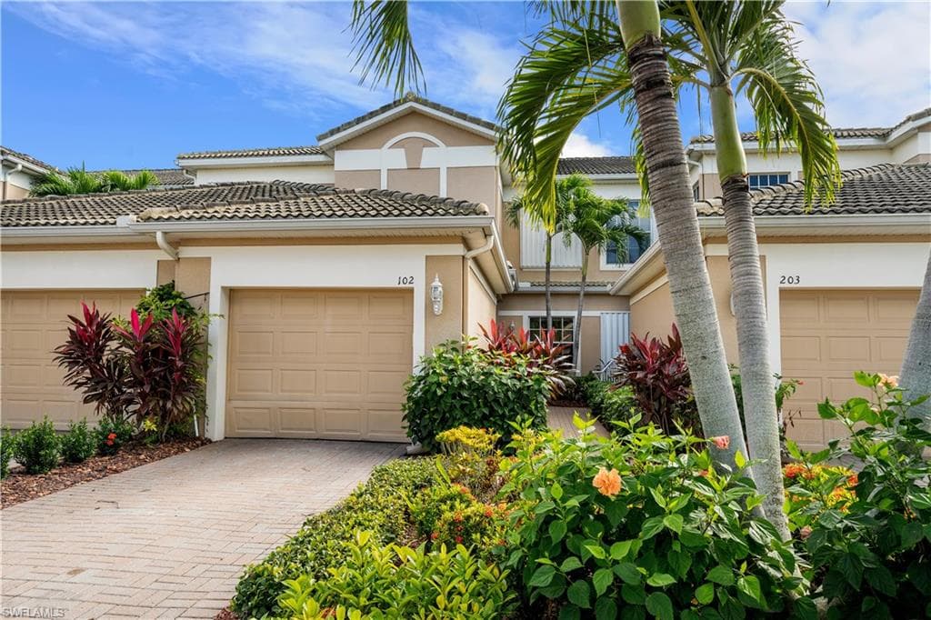 9227 Calle Arragon AVE 102 FORT MYERS, FL 33908