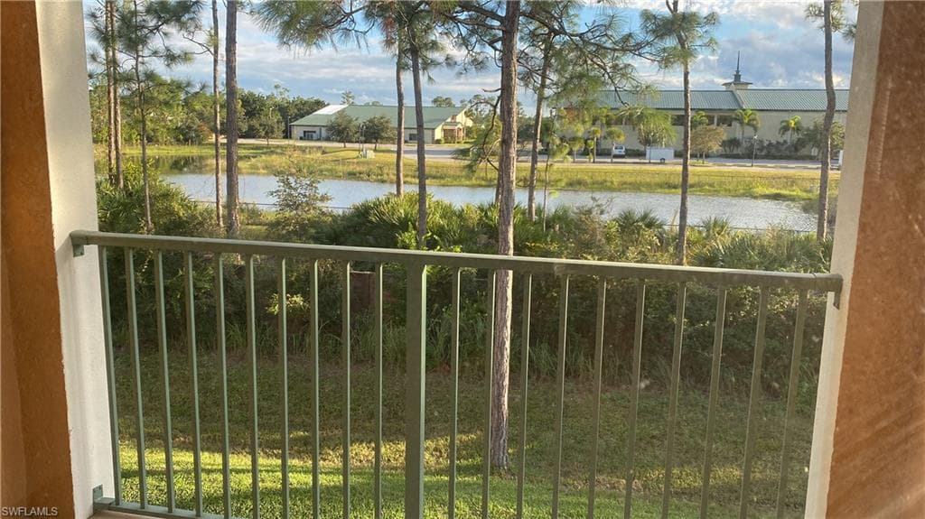 1150 Wildwood Lakes BLVD 8-208 NAPLES, FL 34104
