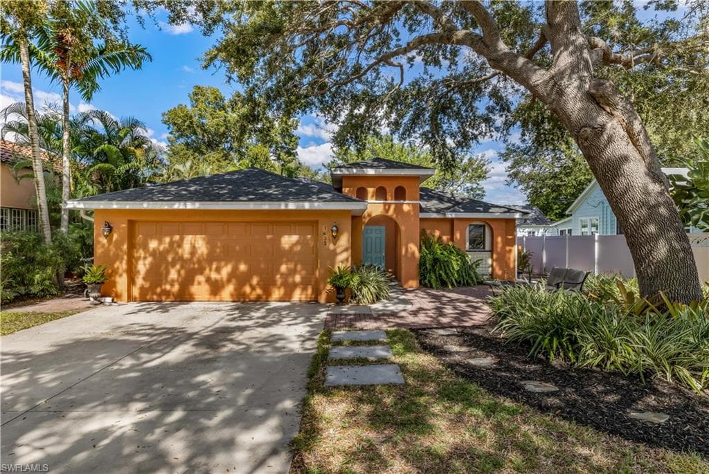 1433 Barcelona AVE FORT MYERS, FL 33901