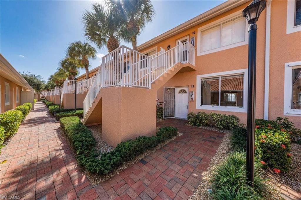 6590 Beach Resort DR 11 NAPLES, FL 34114