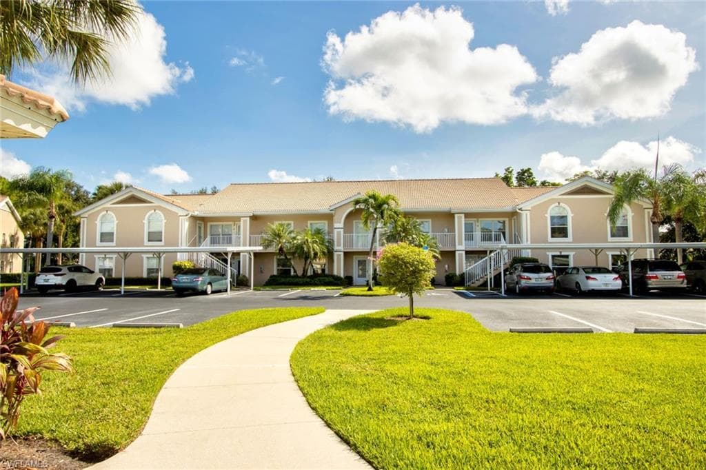 28910 Bermuda Pointe CIR 102 BONITA SPRINGS, FL 34134