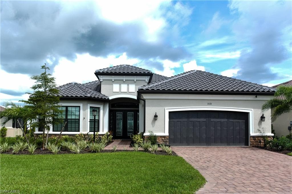 11121 Canal Grande DR FORT MYERS, FL 33913