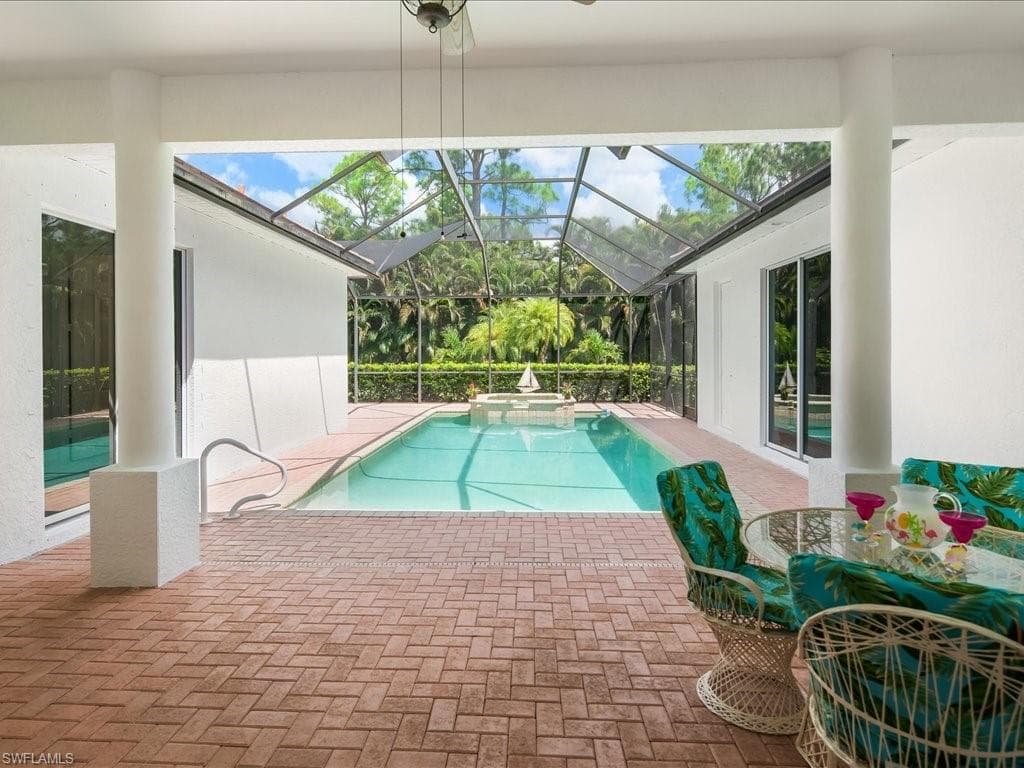 739 Pine Crest LN NAPLES, FL 34104