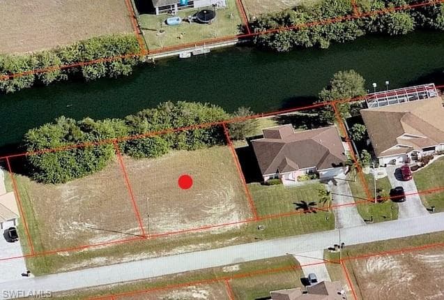 2133 NE 1st AVE CAPE CORAL, FL 33909