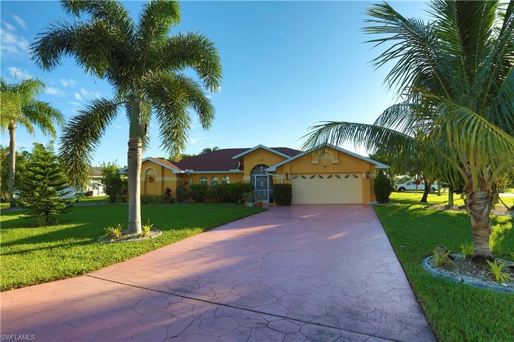 2513 SE 20th PL CAPE CORAL, FL 33904