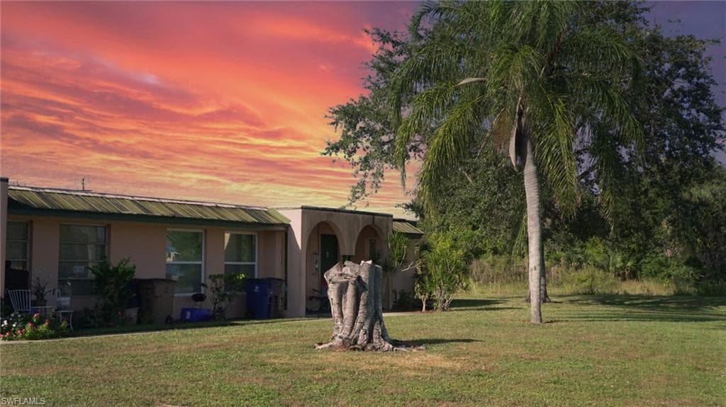 1161 S Loop BLVD LEHIGH ACRES, FL 33936