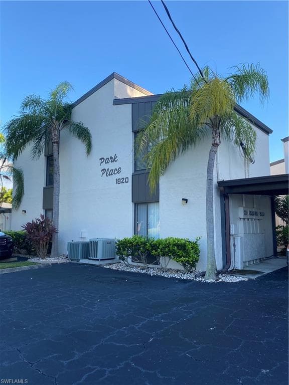 1820 Beach PKY E CAPE CORAL, FL 33904