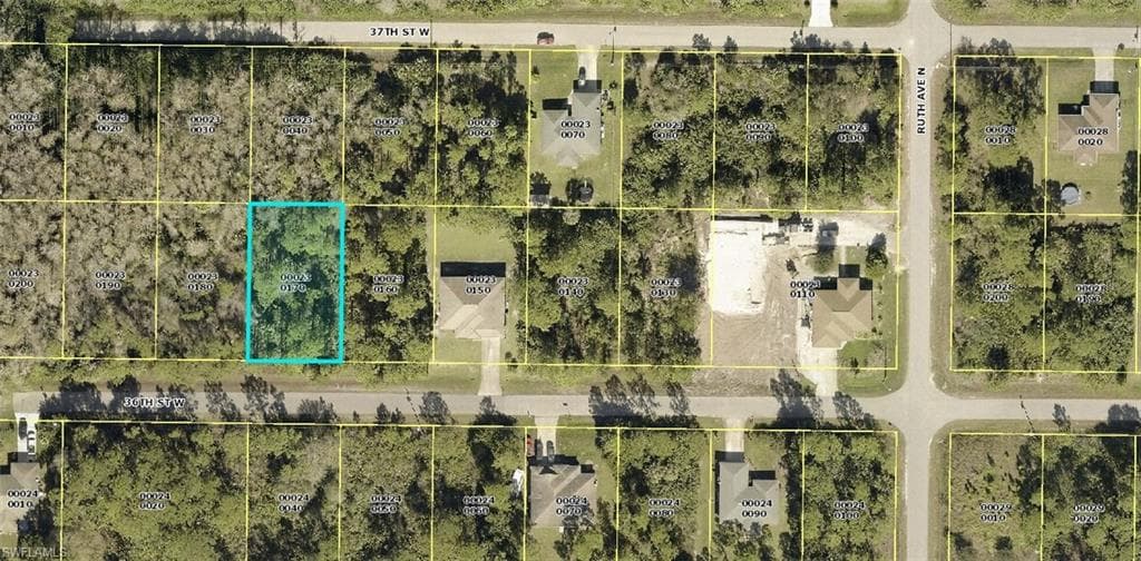 3312 36th ST W LEHIGH ACRES, FL 33971