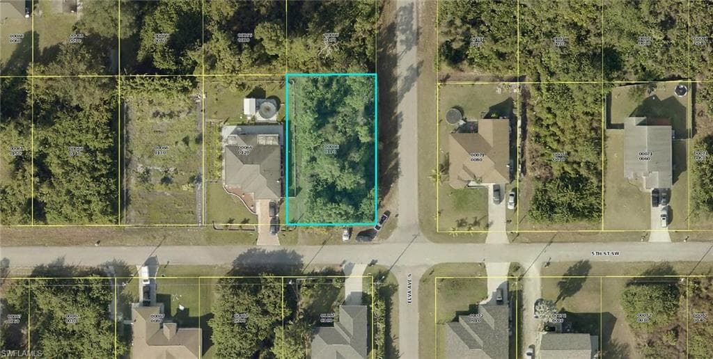 2708 5th ST SW LEHIGH ACRES, FL 33976