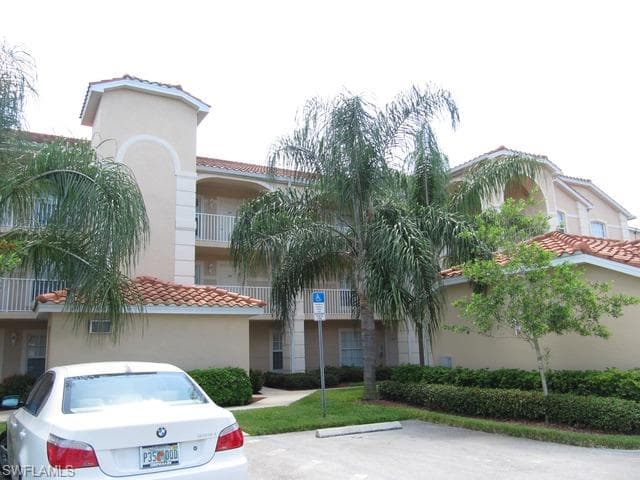 26640 ROSEWOOD POINTE DR 204 BONITA SPRINGS, FL 34135
