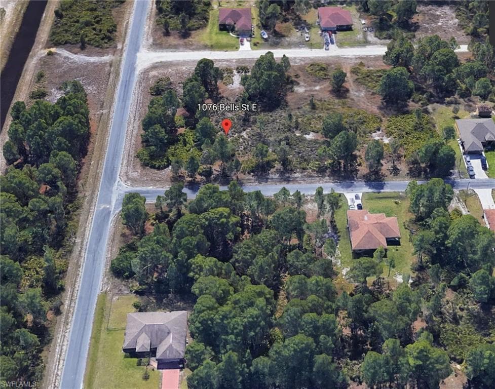 1076 Bells ST E LEHIGH ACRES, FL 33974