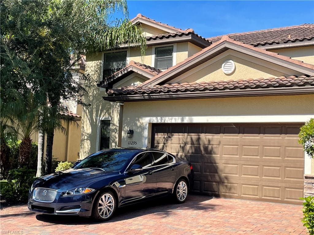 11295 Red Bluff LN FORT MYERS, FL 33912