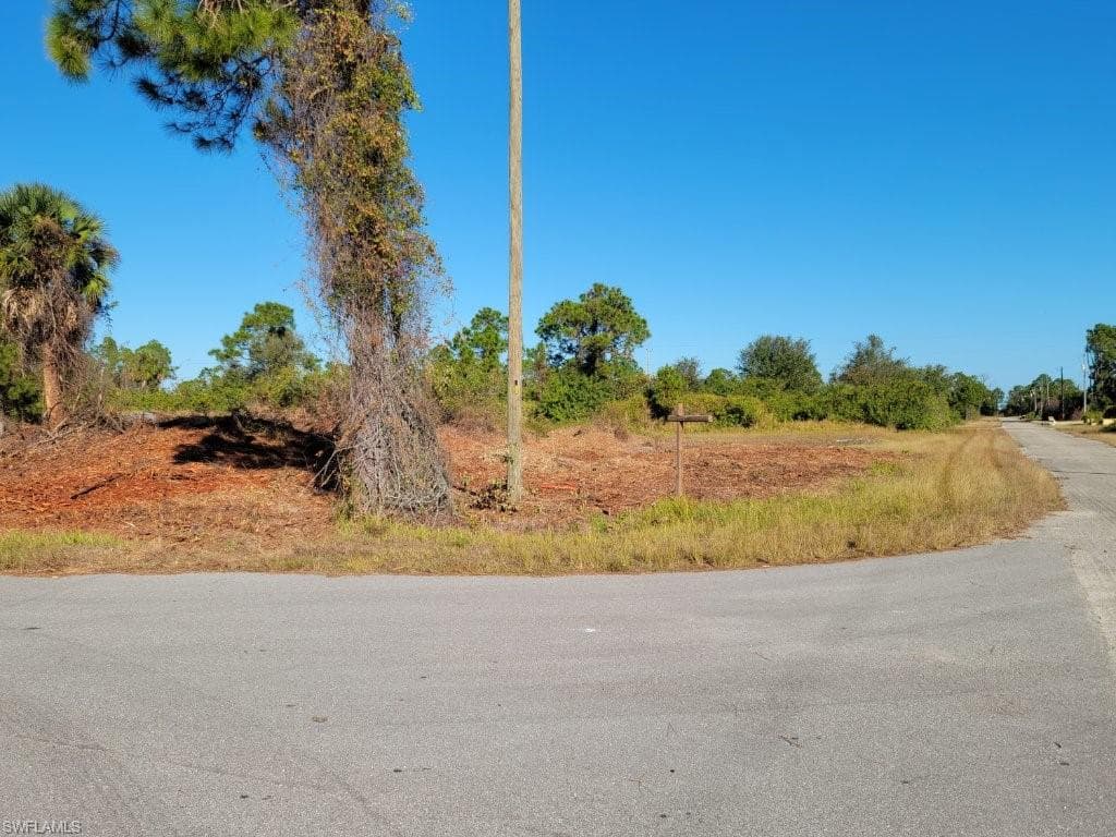 CORNER LOT LEHIGH ACRES, FL 33974